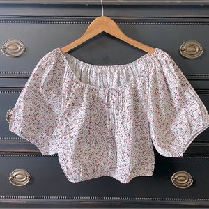 Doen cotton peasant top in a tiny floral print